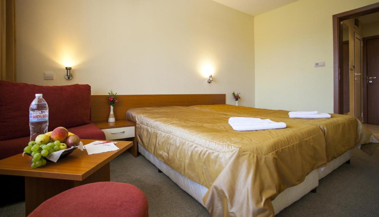 Relax Coop Hotel Voneshta Voda Dış mekan fotoğraf